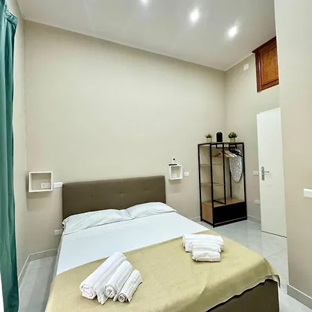 Bed and Breakfast Royal Dream *