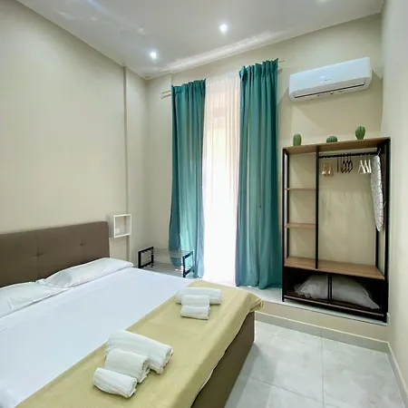 Royal Dream Bed and Breakfast *
