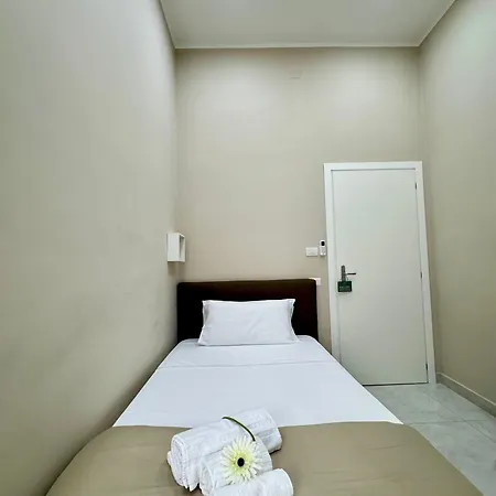 Bed and Breakfast Royal Dream *