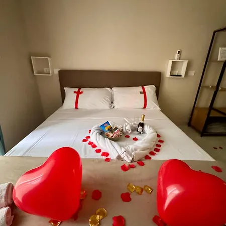 Royal Dream Bed and Breakfast Νάπολη