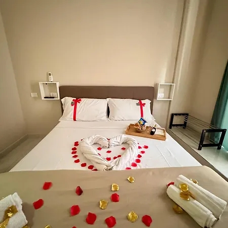 Royal Dream Bed and Breakfast *