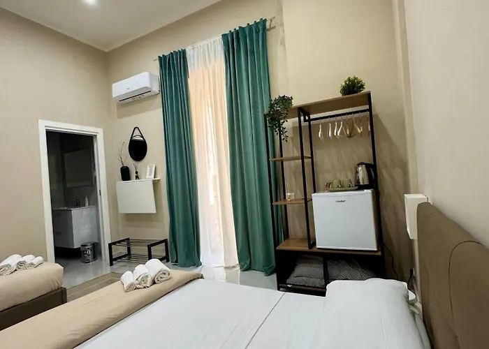 Royal Dream Couette-café Naples