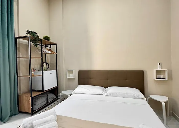 Couette-café Royal Dream Naples