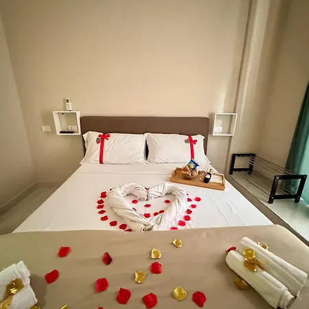 Royal Dream Bed & Breakfast 4*